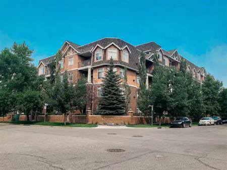 Prestigious River Grande Estates - 2 bed 2 bath!! | 212 - 60 24 Ave SW, Calgary