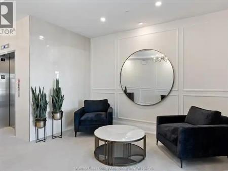 1740 SPRUCEWOOD AVENUE Unit# 204 | 1740 SPRUCEWOOD AVENUE Unit# 204, LaSalle