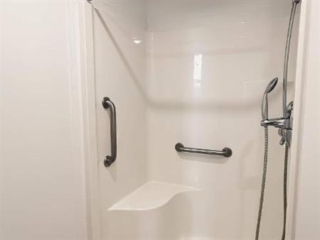 1 CH - 1 SDB - Montréal - $1,195 /mo