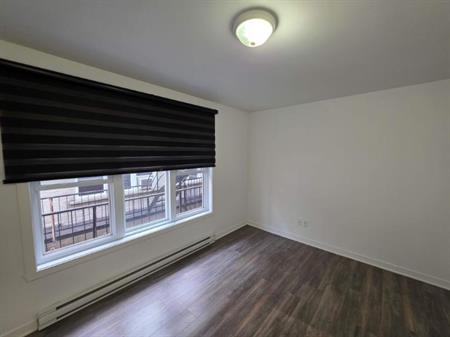 1 CH - 1 SDB - Montréal - $1,095 /mo