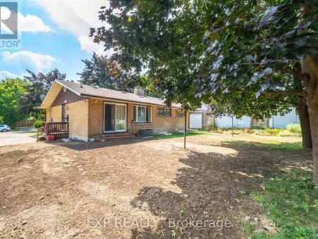 LOWER - 214 FOREST HILL DRIVE | LOWER - 214 FOREST HILL DRIVE, Kitchener