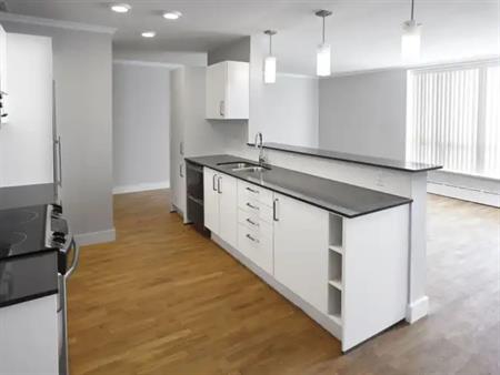 2400 Bathurst Street | 2400 Bathurst Street, Toronto