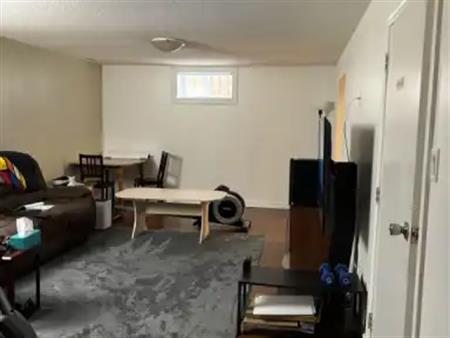 Basement for rent 2 bedrooms, 1 bathroom. | Edmonton