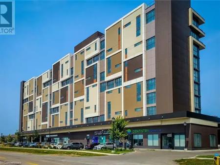 560 NORTH SERVICE Road Unit# 203 | 560 NORTH SERVICE Road Unit# 203, Grimsby