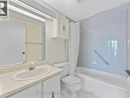 304 - 1025 RICHMOND ROAD | 304 - 1025 RICHMOND ROAD, Ottawa