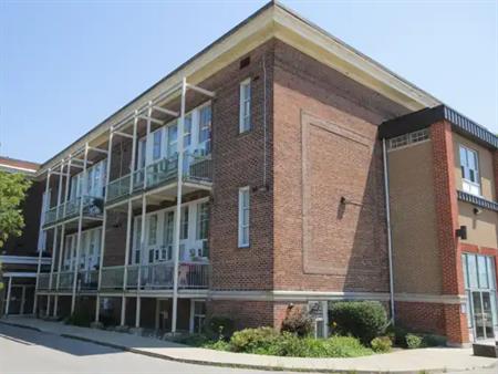 Jr. 1 Bedroom With Balcony | 505 Simcoe Street South, Oshawa