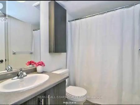 17 CORNERBANK CRESCENT | 17 CORNERBANK CRESCENT, Whitchurch-Stouffville