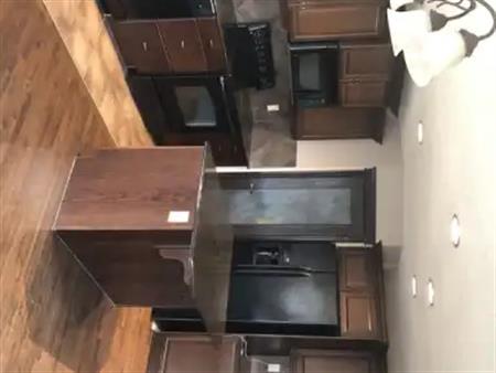 3 bedroom plus bonus room detached house for rent | Calgary