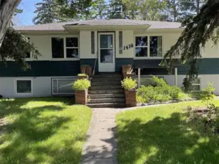 Nice bright character main floor 2 Bdrm suite | 1416 Remington Rd NE, Calgary