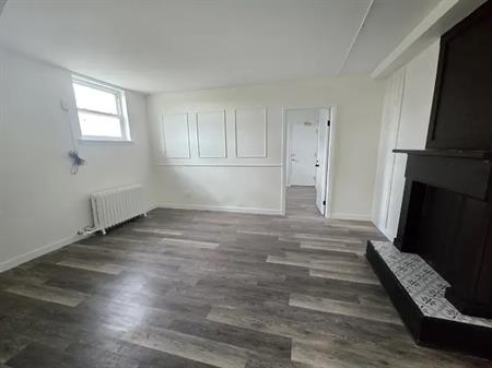 RARE STUNNING 1 BDRM UNIT - Available SEPT 1ST OR SOONER! | 610 Dundas Street West, Whitby