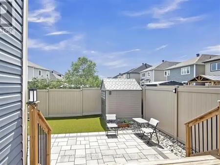 584 MALAHAT WAY | 584 MALAHAT WAY, Ottawa