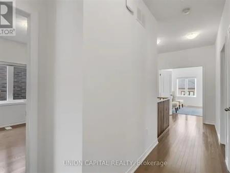 123 HALLDORSON AVENUE | 123 HALLDORSON AVENUE, Aurora