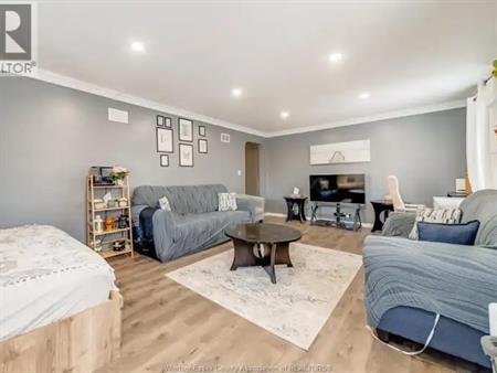 1455 YORK STREET | 1455 YORK STREET, Windsor