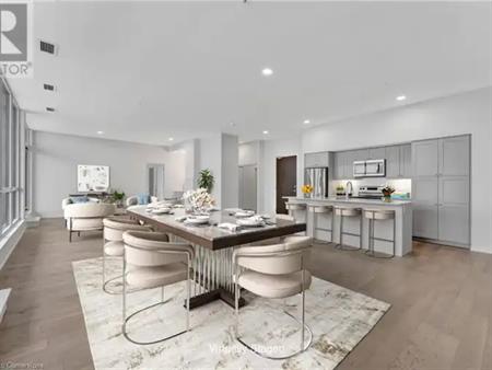 7711 GREEN VISTA Gate Unit# PH02 | 7711 GREEN VISTA Gate Unit# PH02, Niagara Falls