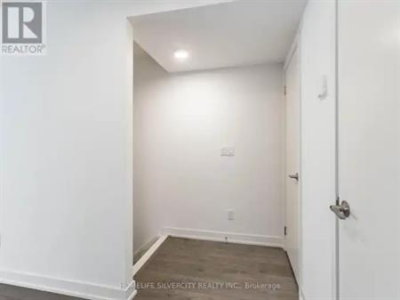403 - 1141 COOKE BOULEVARD | 403 - 1141 COOKE BOULEVARD, Burlington