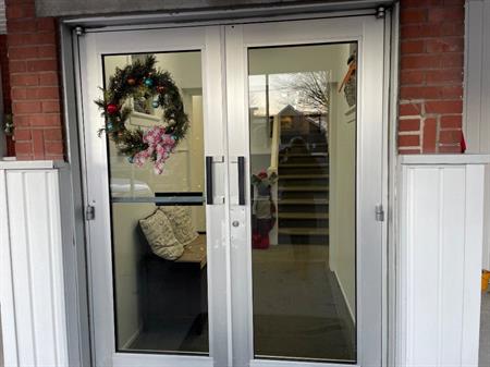 Logement 3 1/2 chauffé éclairé