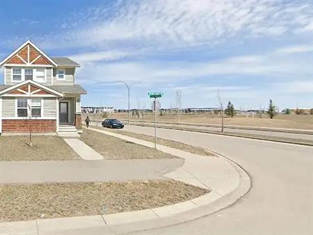 SPACIOUS 4 BEDROOMS HOUSE FOR RENT | Calgary