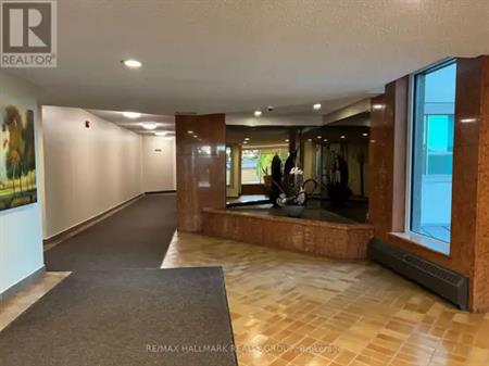 102 - 555 BRITTANY DRIVE | 102 - 555 BRITTANY DRIVE, Ottawa
