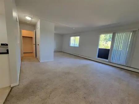 Early Move In - BACHELOR Suite and PET FRIENDLY! | 5820 58A Street, Red Deer