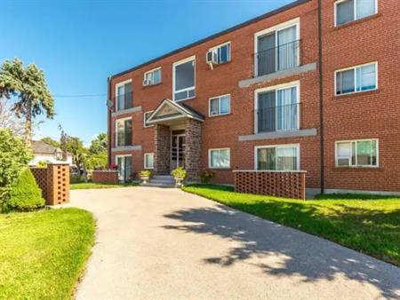 GREAT PRICE FOR A 2 BDRM Home!! Avail. Sept. | 1625 Charles Street, Whitby