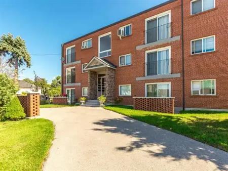 GREAT PRICE FOR A 2 BDRM Home!! Avail. Sept. | 1625 Charles Street, Whitby