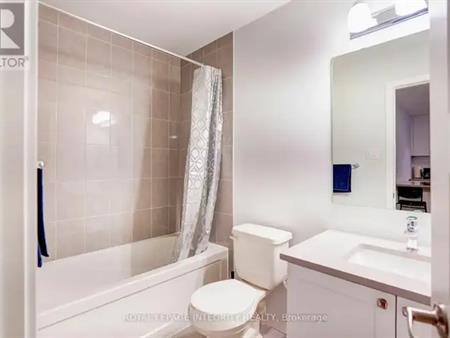 251 DAVID LEWIS PRIVATE | 251 DAVID LEWIS PRIVATE, Ottawa