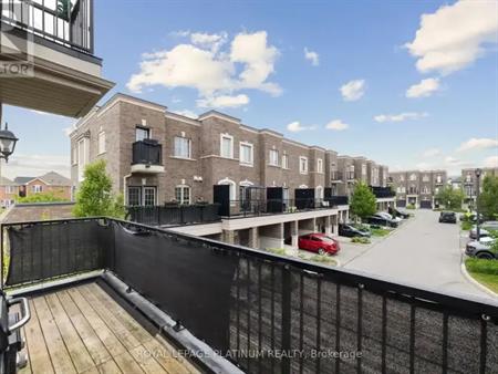98 FERRIS SQUARE | 98 FERRIS SQUARE, Clarington