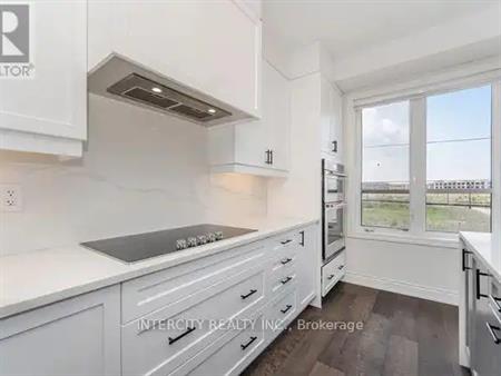 4 BOWBEER ROAD | 4 BOWBEER ROAD, Oakville