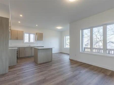 304 Chaffey | 304 Chaffey Street, Welland