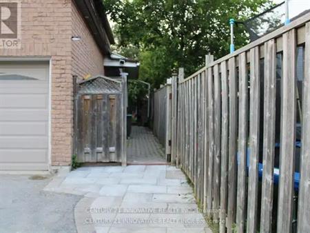 2398 STRATHMORE CRESCENT | 2398 STRATHMORE CRESCENT, Pickering
