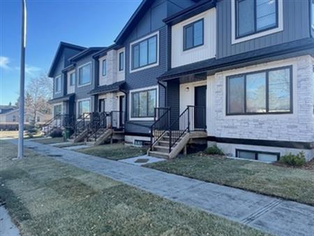 Basement for rent at 15205 103 Avenue Northwest | 15211 103 Avenue Northwest, Edmonton