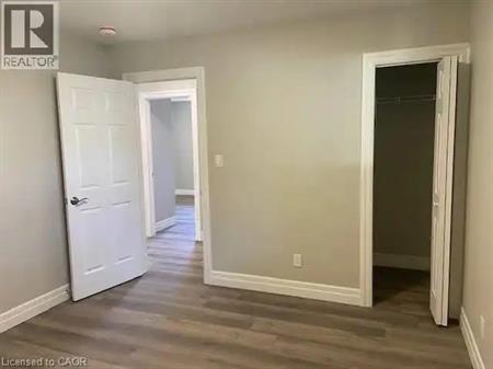 38 SILVER ASPEN Crescent Unit# 1 | 38 SILVER ASPEN Crescent Unit# 1, Kitchener