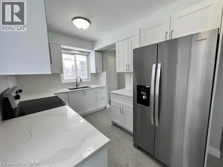 132 BRIAR KNOLL Drive Unit# 1 | 132 BRIAR KNOLL Drive Unit# 1, Kitchener