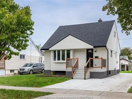 1852 LABADIE | 1852 LABADIE, Windsor