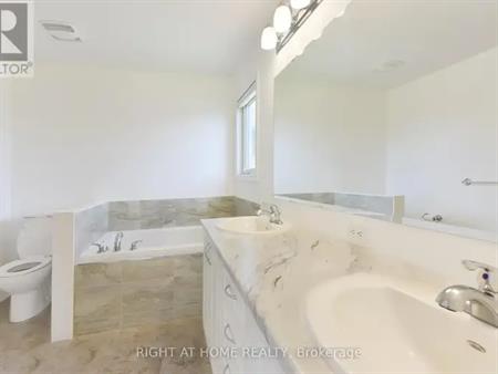 107 WESTOVER CRESCENT | 107 WESTOVER CRESCENT, Ottawa