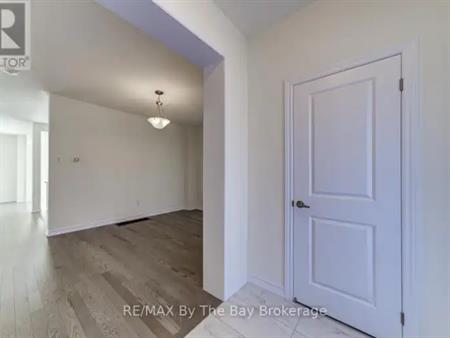 163 ROSANNE CIRCLE | 163 ROSANNE CIRCLE, Wasaga Beach
