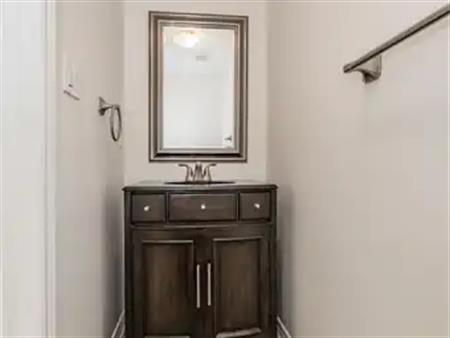 90 NELSON Street Unit# 30 | 90 NELSON Street Unit# 30, Oakville