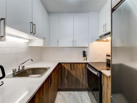 Appartement 3½ à louer – 1 200$/mois 3½ ---- Apartment for Rent – $1,200/month