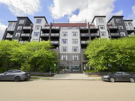 2 Bed 2 Full Bath Downtown Condo Just Steps from MacEwan University | 302 - 10518 113 St, Edmonton