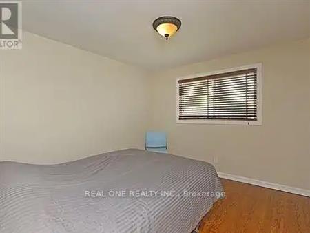 3486 REXWAY DRIVE | 3486 REXWAY DRIVE, Burlington