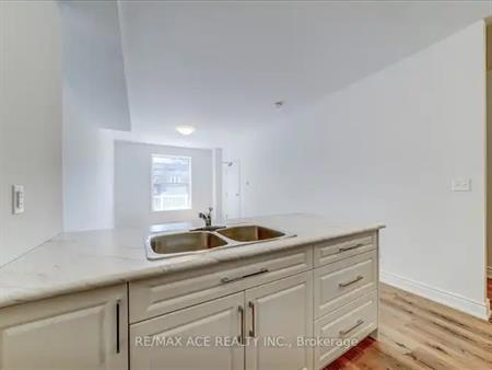 183 Munro Street | 183 Munro Street, Toronto