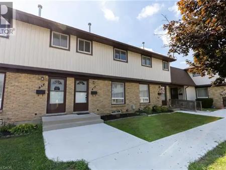 210 GLAMIS Road Unit# 43 | 210 GLAMIS Road Unit# 43, Cambridge