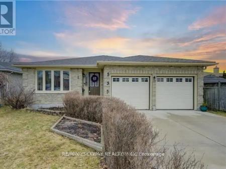 535 APPLEDALE CRESCENT | 535 APPLEDALE CRESCENT, Waterloo