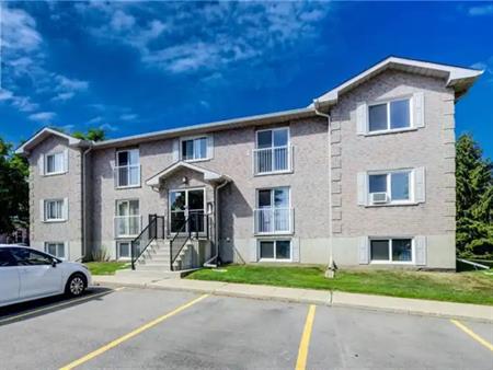 329 NORTHLAKE Drive Unit# 7 | 329 NORTHLAKE Drive Unit# 7, Waterloo