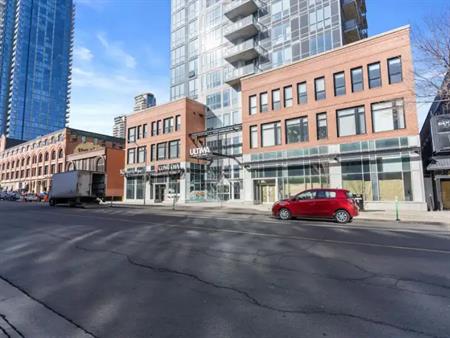 ULTIMA TOWER - LUXURY LIVING - Prime DOWNTOWN LOCATION! | 302 - 10238 103 Street Northwest, Edmonton
