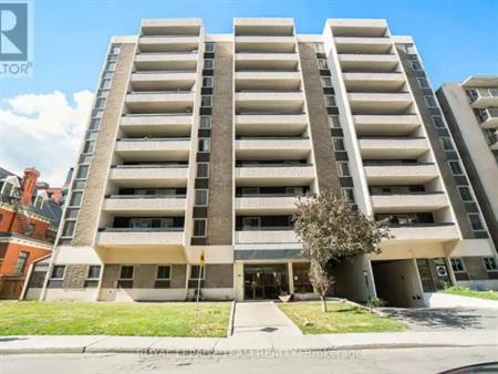 701 - 141 SOMERSET STREET W | 701 - 141 SOMERSET STREET W, Ottawa