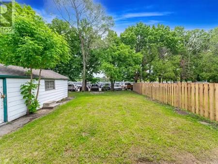 128 CROSS AVENUE | 128 CROSS AVENUE, Oakville