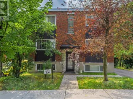 3 - 108 LEBRUN STREET | 3 - 108 LEBRUN STREET, Ottawa