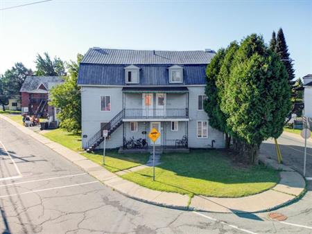 À louer – Grand 6 ½ en rénovation – Centre-ville de Sorel-Tracy