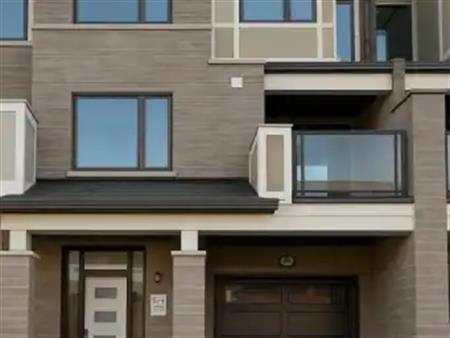 3329 THUNDERBIRD PROMENADE | 3329 THUNDERBIRD PROMENADE, Pickering